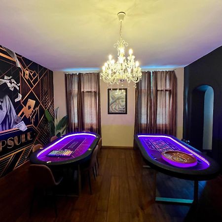 Apartament Capsule Casino - Jacuzzi - Billard - Netflix - Console & Jeux Mons Zewnętrze zdjęcie