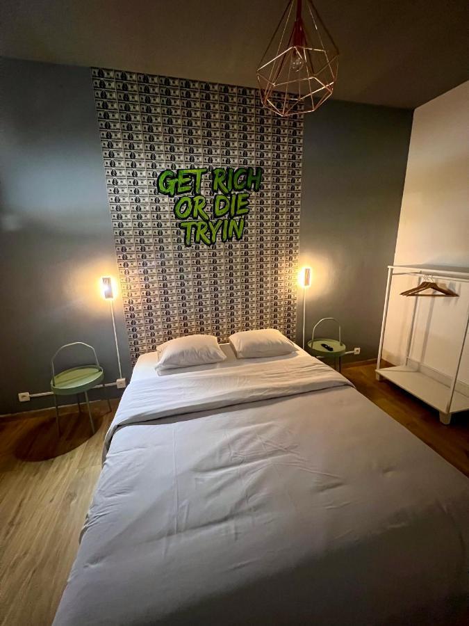 Apartament Capsule Casino - Jacuzzi - Billard - Netflix - Console & Jeux Mons Zewnętrze zdjęcie